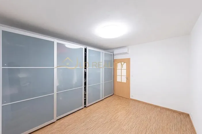 Pronájem bytu 2+1, Olomouc - Povel, Nešporova, 56 m2
