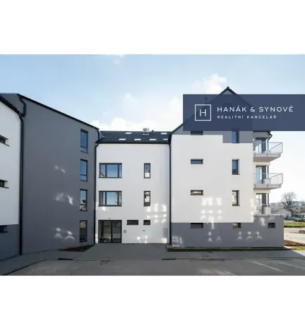 Prodej bytu 2+kk, Pohořelice, U Kasáren, 46 m2