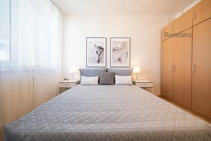 Prodej bytu 3+kk, Praha - Hostavice, U Hostavického potoka, 64 m2