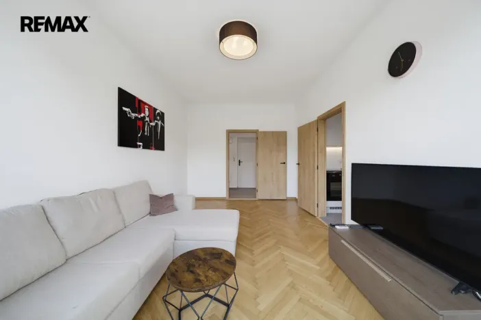 Prodej bytu 3+1, Karlovy Vary - Drahovice, Vítězná, 77 m2