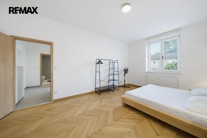 Prodej bytu 3+1, Karlovy Vary - Drahovice, Vítězná, 77 m2