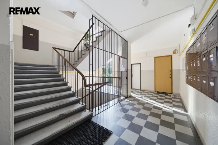Prodej bytu 3+1, Karlovy Vary - Drahovice, Vítězná, 77 m2