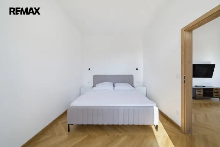 Prodej bytu 2+kk, Karlovy Vary - Drahovice, Vítězná, 46 m2