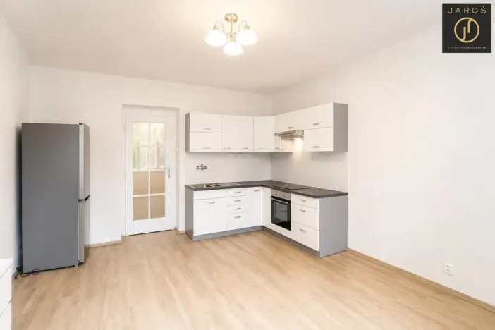 Pronájem bytu 2+kk, Praha - Strašnice, Nad Primaskou, 55 m2