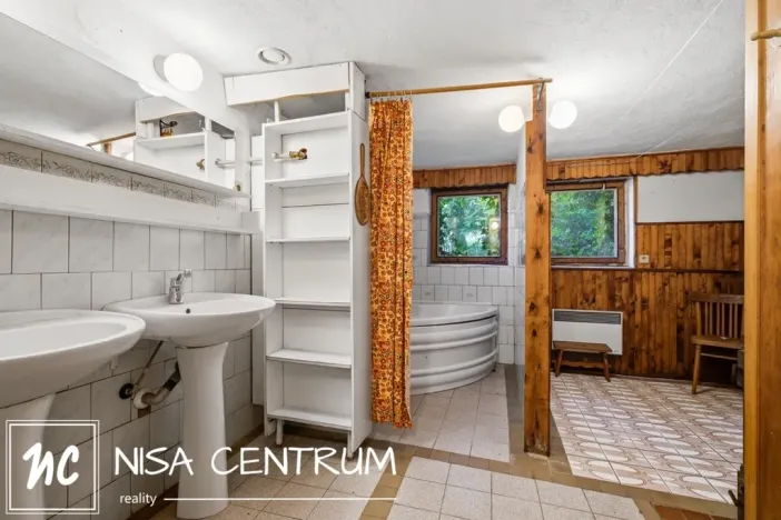 Prodej chalupy, Velenice, 180 m2