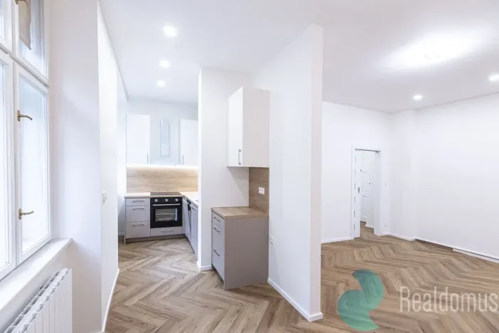 Pronájem bytu 2+kk, Praha - Vinohrady, Moravská, 56 m2