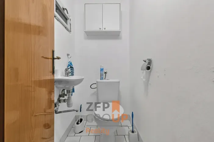 Prodej rodinného domu, Korouhev, 300 m2