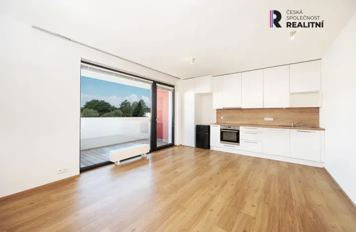 Pronájem bytu 1+kk, Zlín - Příluky, Boněcký rybník, 27 m2