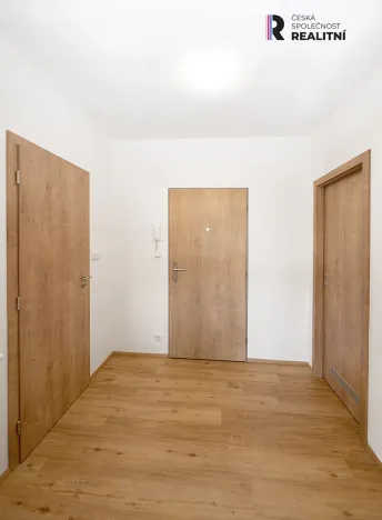 Pronájem bytu 1+kk, Zlín - Příluky, Boněcký rybník, 27 m2