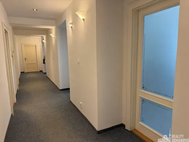 Pronájem kanceláře, Praha - Nové Město, Rumunská, 26 m2