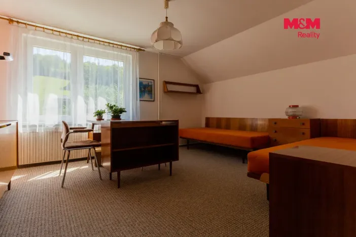 Prodej rodinného domu, Lipová-lázně, 233 m2