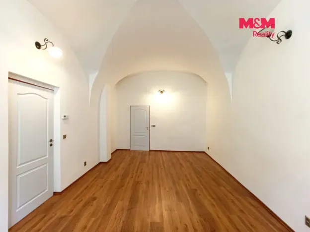 Pronájem bytu 2+kk, Jindřichův Hradec - Jindřichův Hradec I, Panská, 70 m2