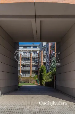 Pronájem bytu 2+kk, Praha - Dejvice, Heinemannova, 66 m2