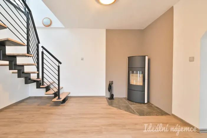 Pronájem bytu 5+kk, Ořechov, Polní, 150 m2