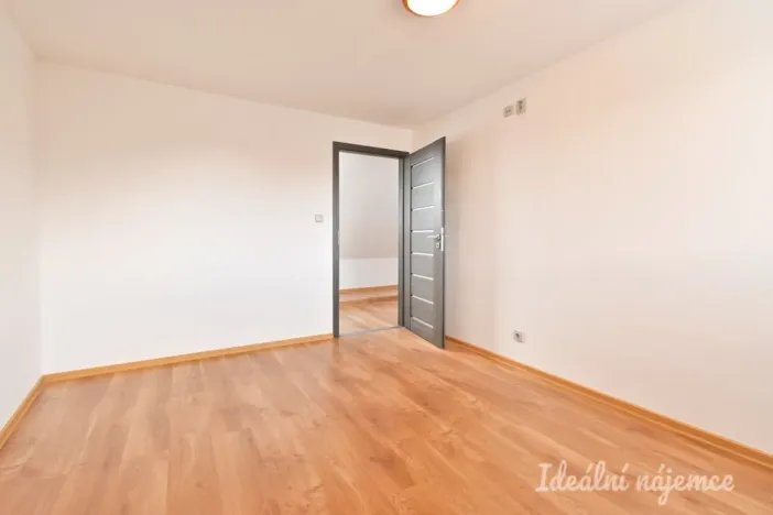 Pronájem bytu 5+kk, Ořechov, Polní, 150 m2