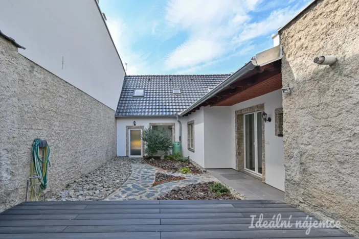 Pronájem bytu 5+kk, Ořechov, Polní, 150 m2
