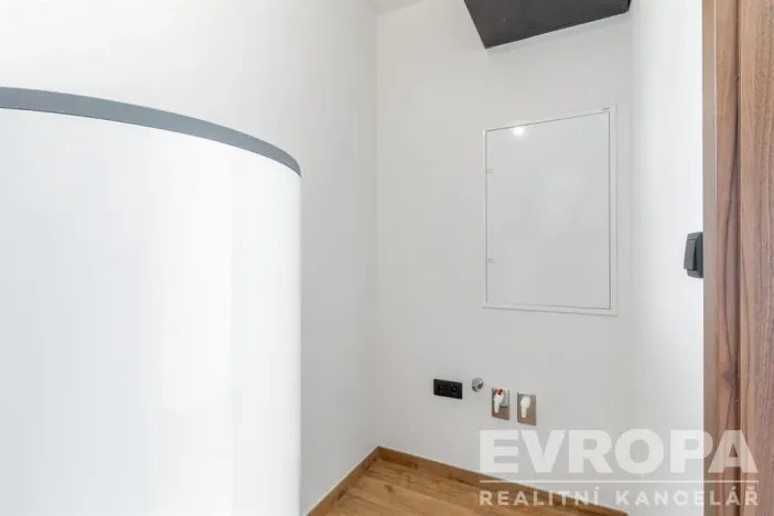 Prodej rodinného domu, Okrouhlice - Chlístov, 169 m2