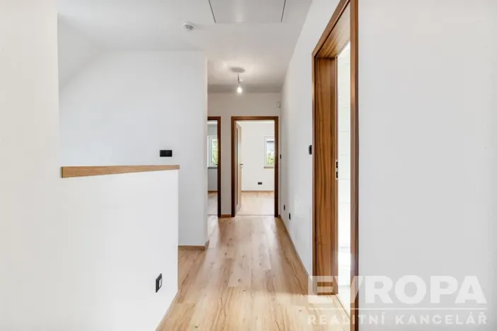 Prodej rodinného domu, Okrouhlice - Chlístov, 169 m2