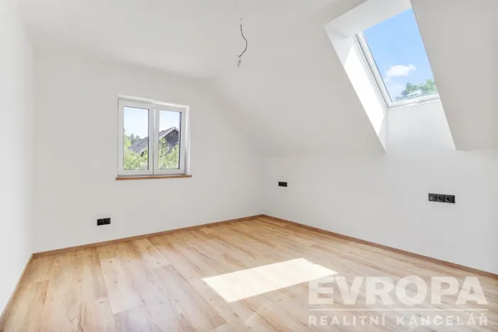 Prodej rodinného domu, Okrouhlice - Chlístov, 169 m2