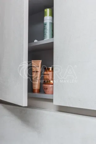 Pronájem bytu 2+kk, Praha - Malá Strana, Újezd, 51 m2