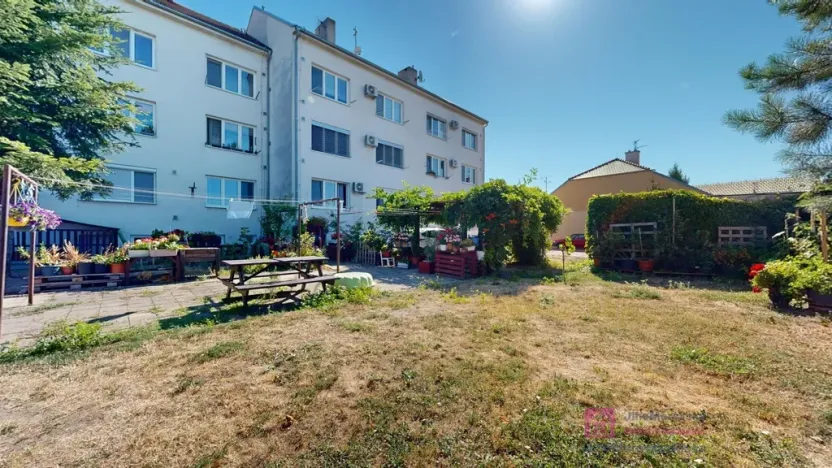 Prodej bytu 2+1, Rakvice, Družstevní, 59 m2