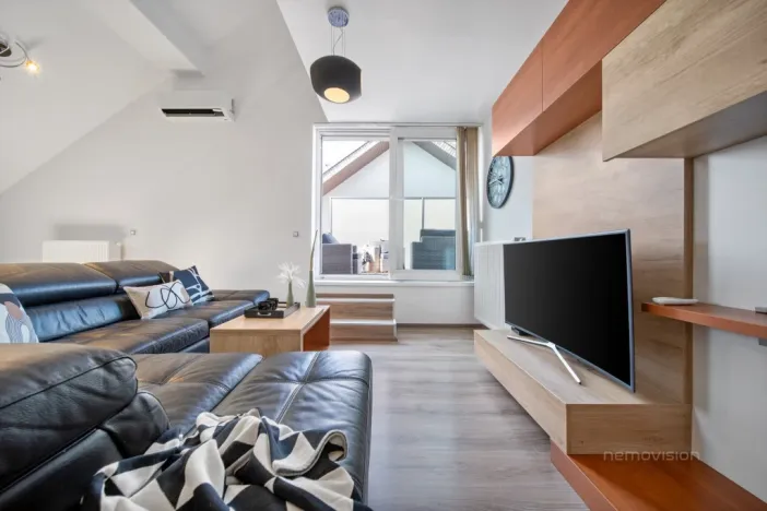 Prodej bytu 3+kk, Moravany, Višňová, 103 m2