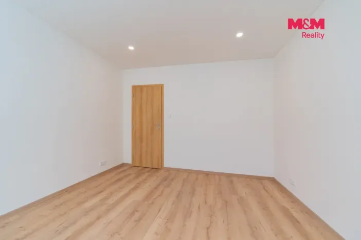 Pronájem bytu 2+1, Cheb, Palackého, 63 m2