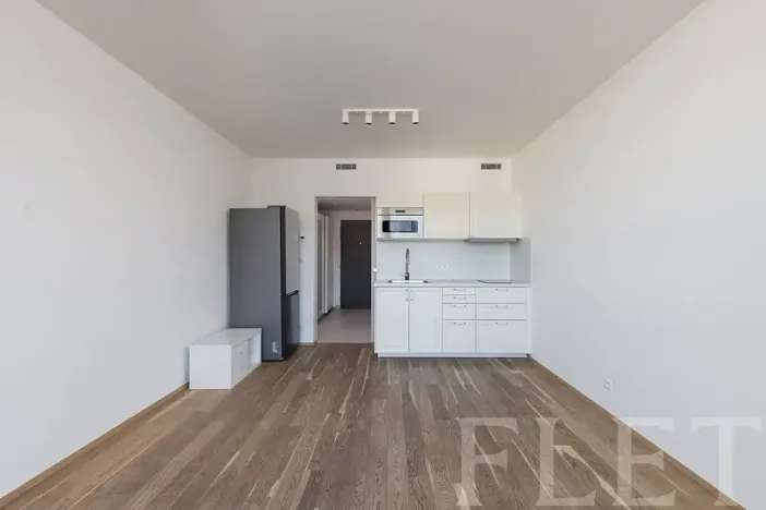 Pronájem bytu 1+kk, Praha - Libeň, Kurta Konráda, 33 m2