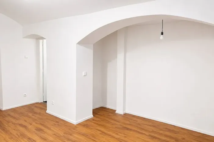 Pronájem obchodního prostoru, Praha - Strašnice, Saratovská, 110 m2