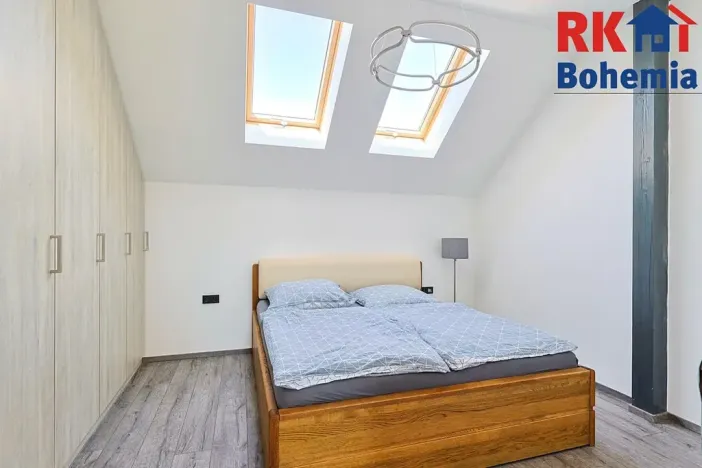 Pronájem bytu 4+kk, Doubravčice, K Jízdárně, 184 m2