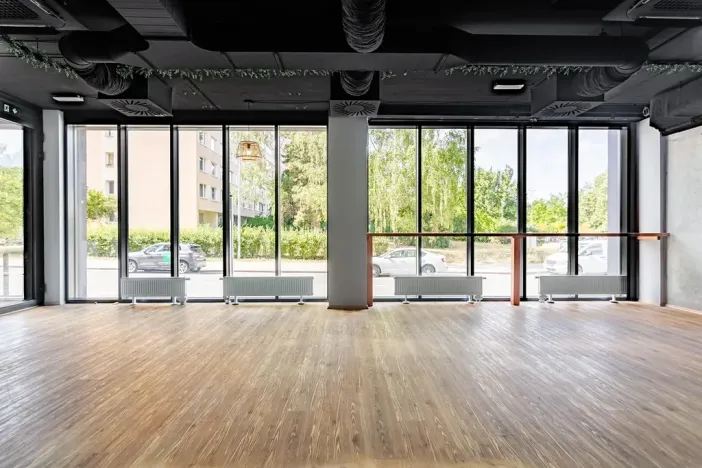 Pronájem obchodního prostoru, Praha - Prosek, Litoměřická, 116 m2