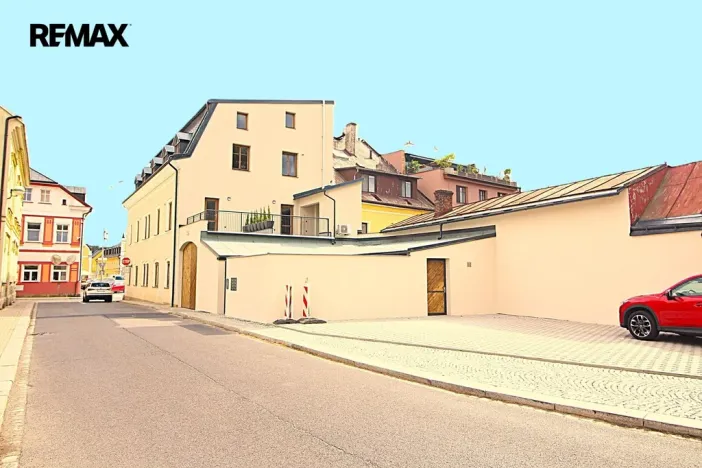 Pronájem bytu 1+kk, Chrastava, náměstí 1. máje, 31 m2