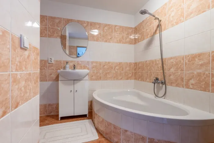 Prodej bytu 2+1, Krupka - Vrchoslav, Dolní, 66 m2