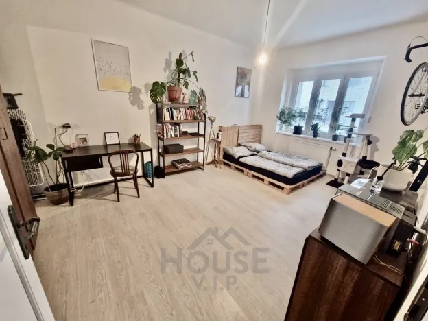 Pronájem bytu 2+kk, Praha, Na hroudě, 47 m2