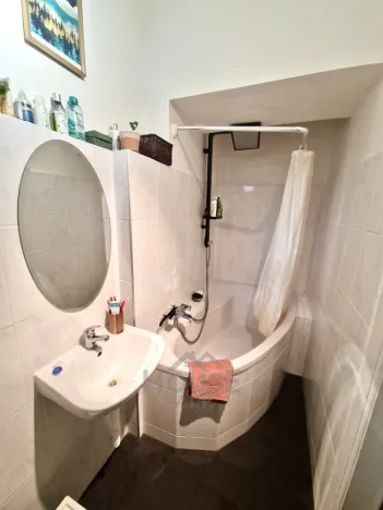 Pronájem bytu 2+kk, Praha, Na hroudě, 47 m2