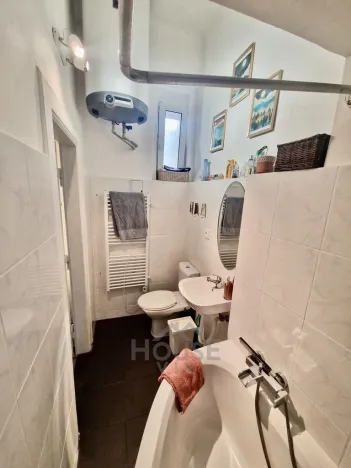 Pronájem bytu 2+kk, Praha, Na hroudě, 47 m2