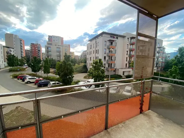 Pronájem bytu 3+kk, Praha - Černý Most, Bergmanova, 56 m2