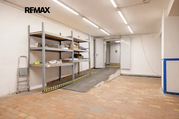 Pronájem skladu, Rudná, Masarykova, 1270 m2