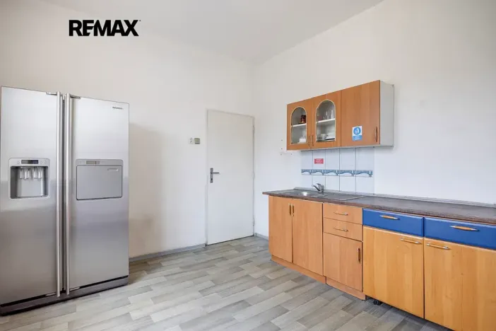 Pronájem skladu, Rudná, Masarykova, 1270 m2