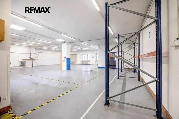Pronájem skladu, Rudná, Masarykova, 1270 m2