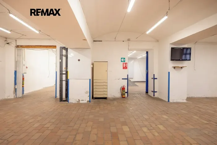 Pronájem skladu, Rudná, Masarykova, 1270 m2