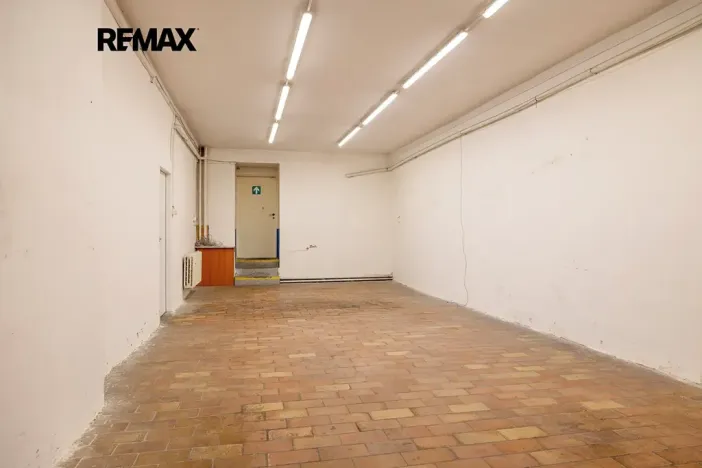 Pronájem skladu, Rudná, Masarykova, 1270 m2