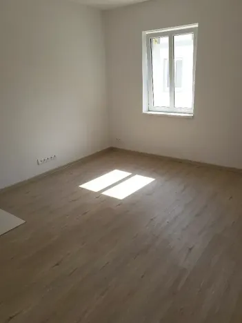 Pronájem bytu 2+1, Hrádek nad Nisou, 52 m2