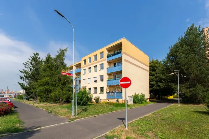 Pronájem bytu 1+kk, Teplice - Trnovany, Masarykova třída, 33 m2