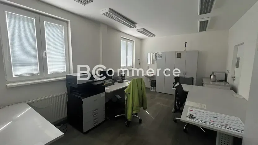 Pronájem výrobních prostor, Brno, 670 m2
