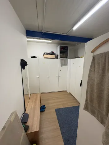 Pronájem výrobních prostor, Praha - Uhříněves, Přátelství, 1336 m2