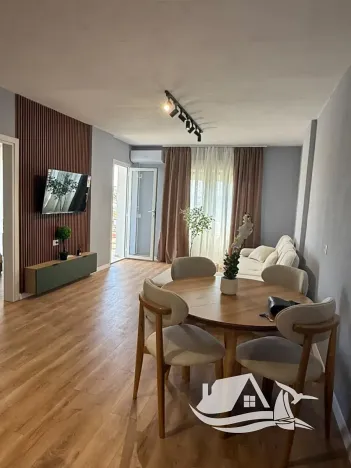 Prodej bytu 2+kk, Drač, Albánie, 77 m2