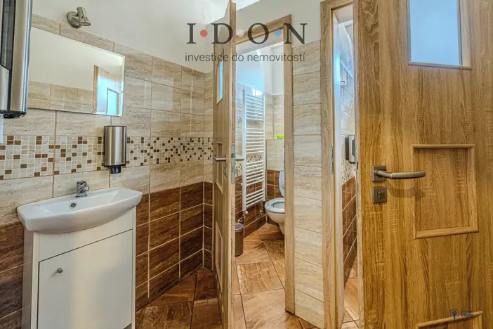 Prodej rodinného domu, Kozlovice, 500 m2