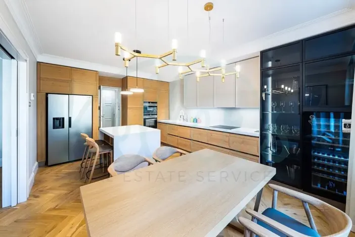 Pronájem bytu 3+1, Praha - Vinohrady, Lužická, 120 m2
