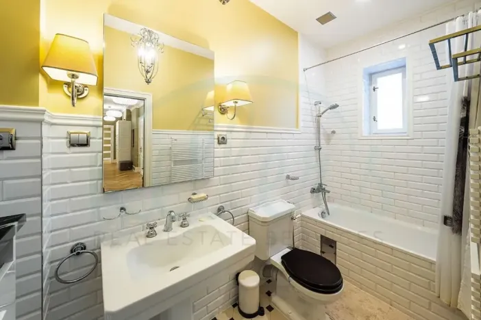 Pronájem bytu 3+1, Praha - Vinohrady, Lužická, 120 m2